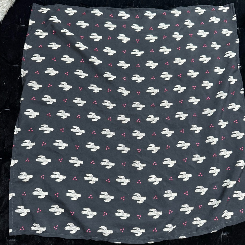 Cactus scarf.